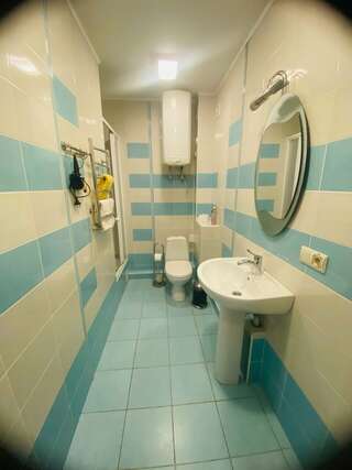 Гостиница Зодиак Севастополь Классический трехместный номер-4